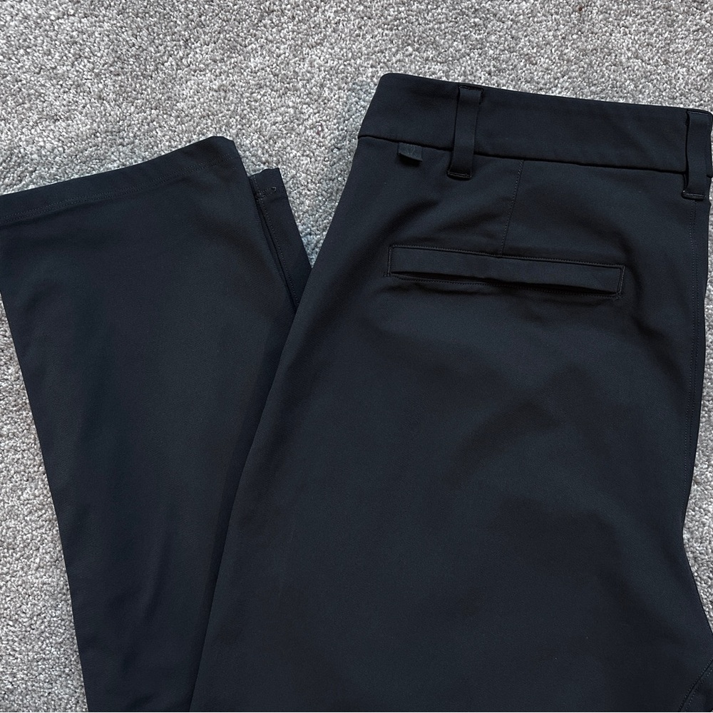 Like New Lululemon Athletica Commission Pant Classic 34”x32" Warpstreme